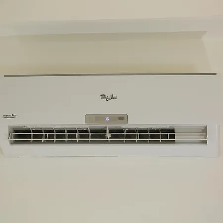 The Old 아파트